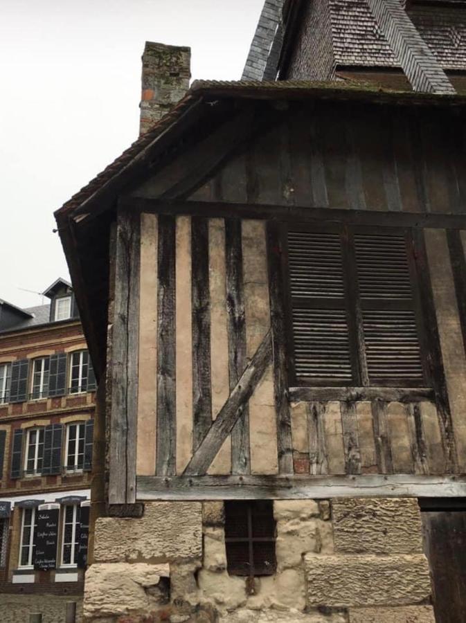Au Coeur De Sainte Catherine Honfleur Exterior photo