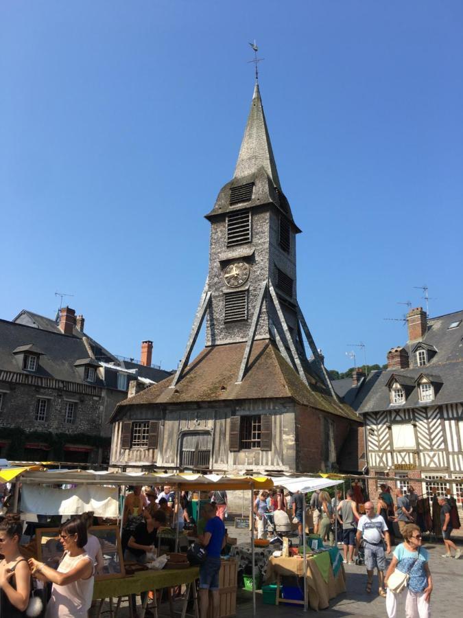 Au Coeur De Sainte Catherine Honfleur Exterior photo